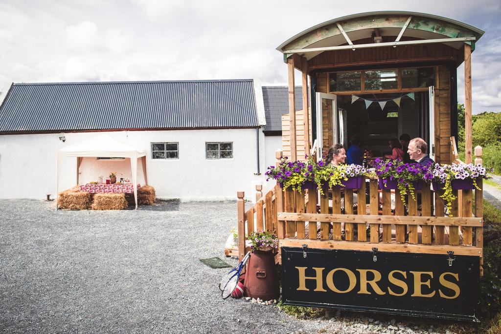Burren Glamping Vila Kilfenora Exterior foto